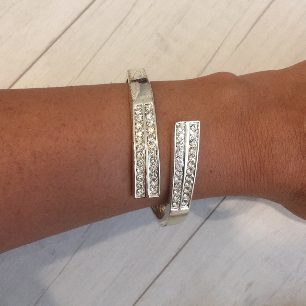 ⭐️ Costume Bracelet Silver with studs ⭐️